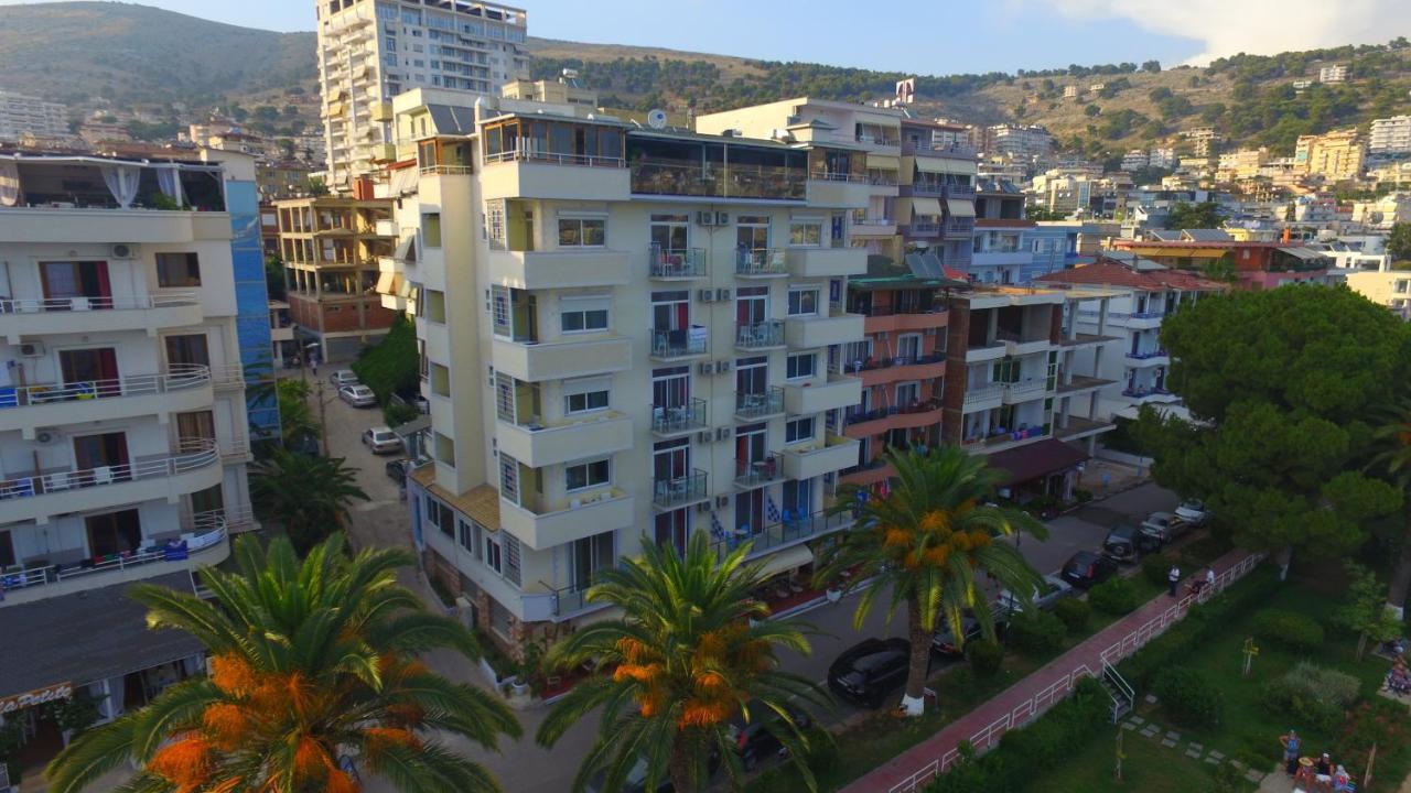 Republika Hotel Sarande Ngoại thất bức ảnh
