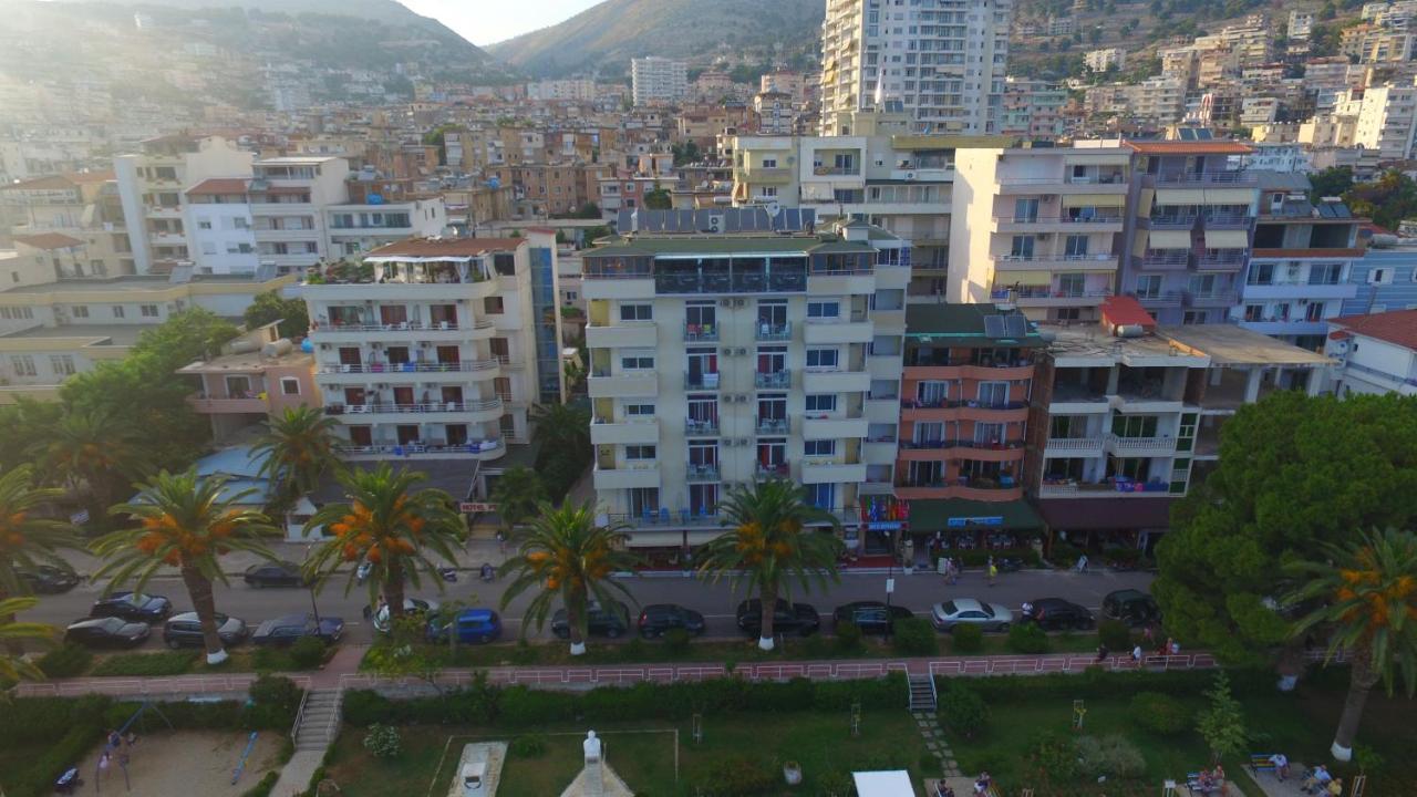 Republika Hotel Sarande Ngoại thất bức ảnh