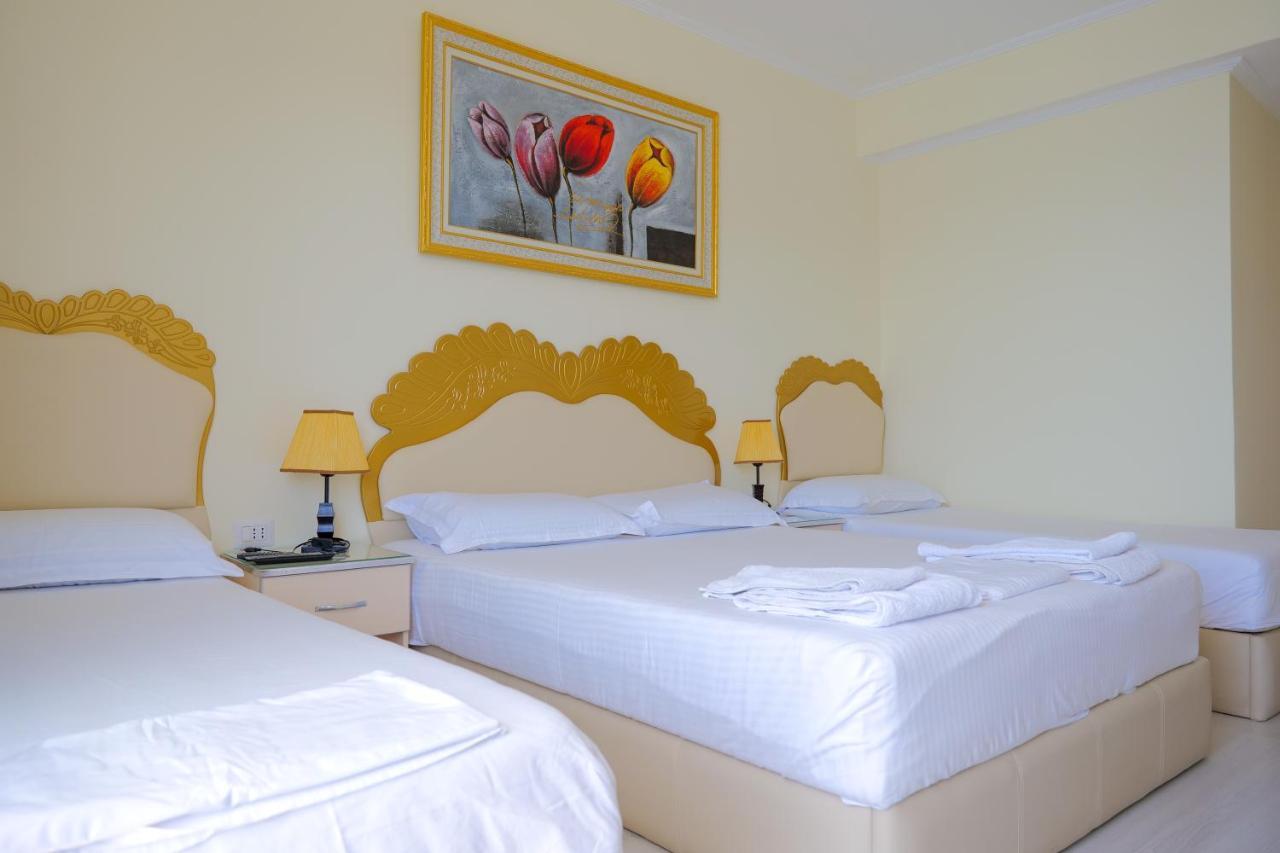 Republika Hotel Sarande Ngoại thất bức ảnh