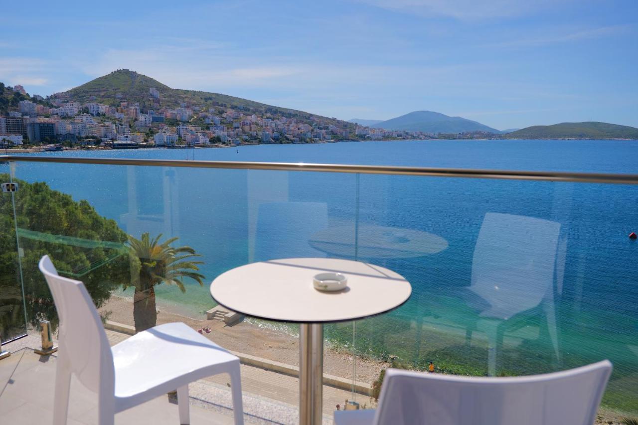 Republika Hotel Sarande Ngoại thất bức ảnh